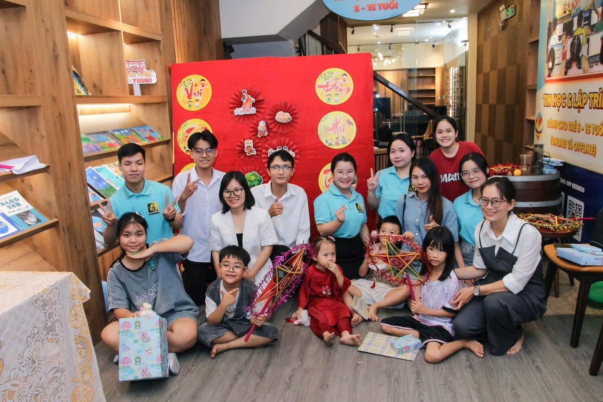 Hoạt động lớp học 3